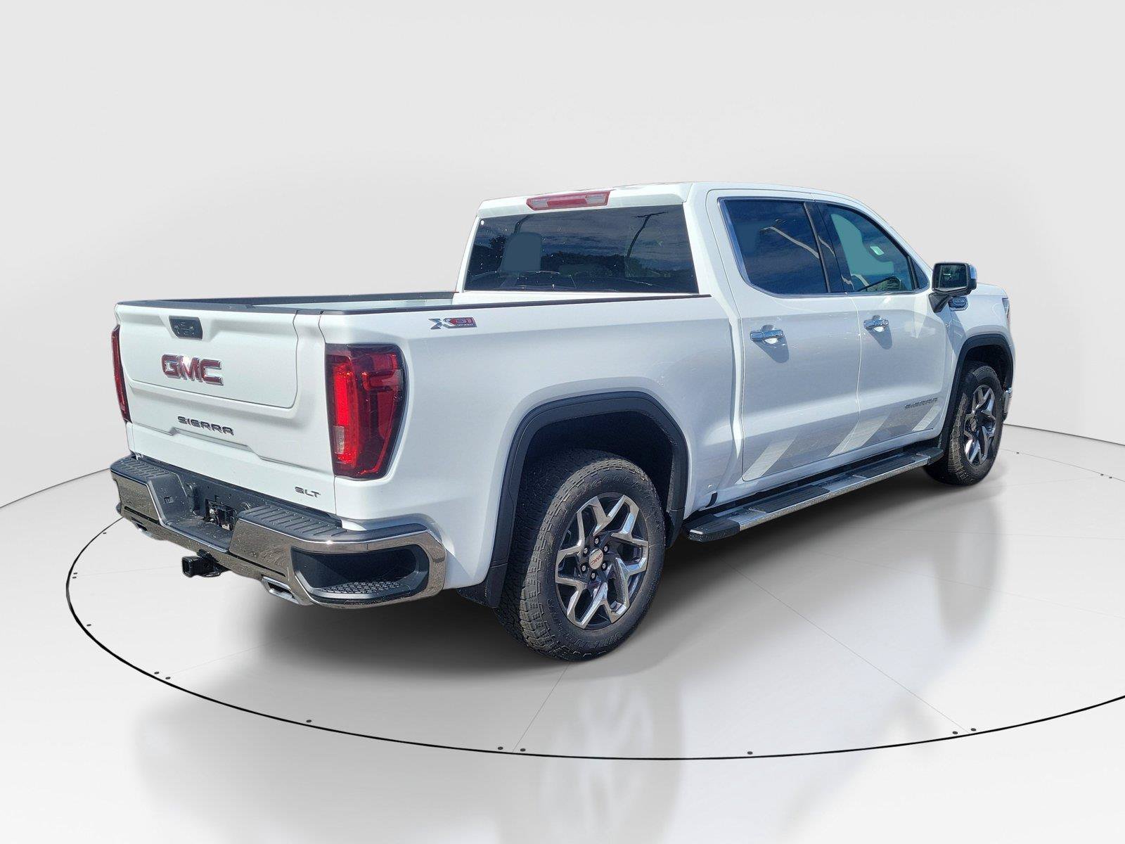 New 2026 GMC Sierra 1500 SLT w/ SLT Premium Package AWD/4WD image 4