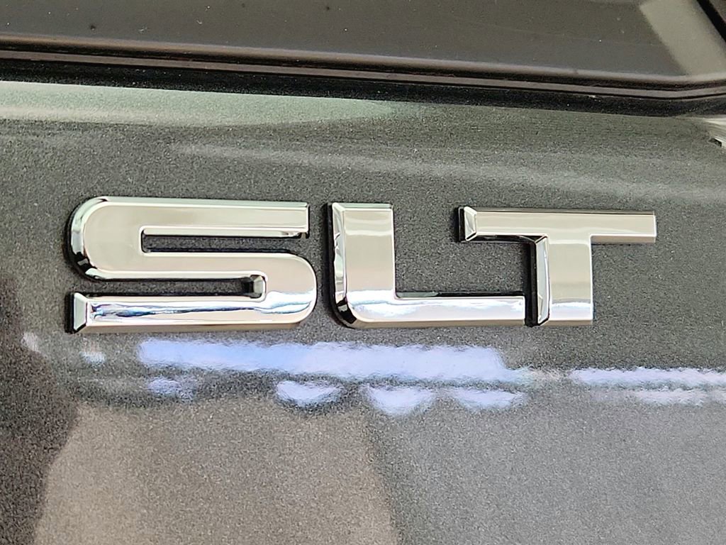 Used 2021 GMC Terrain SLT w/ Infotainment Package II AWD/4WD image 36