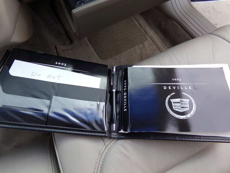 Used 2003 Cadillac De Ville Sedan w/ Comfort & Convenience Package image 55