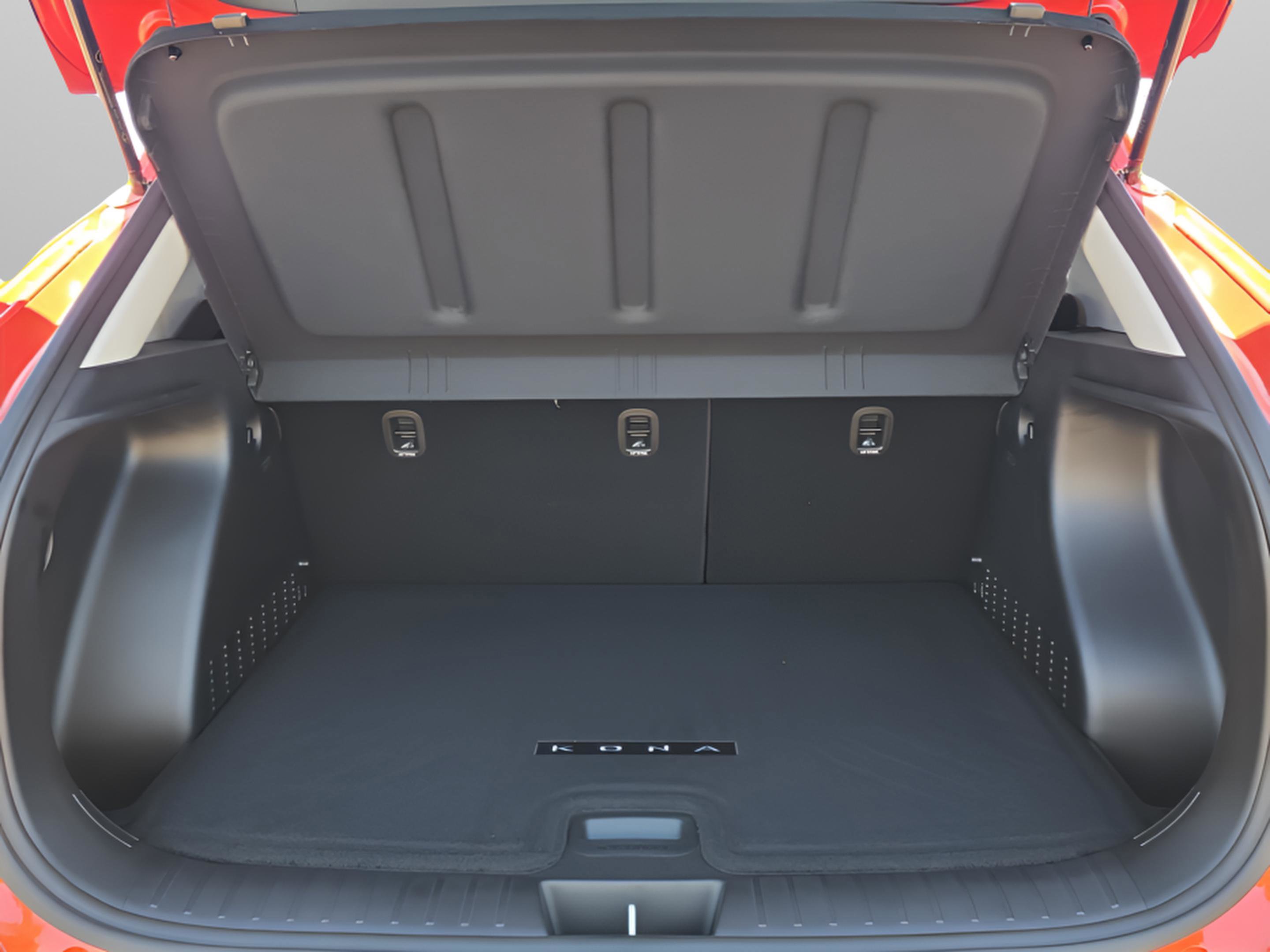 New 2026 Hyundai Kona SEL Premium image 8