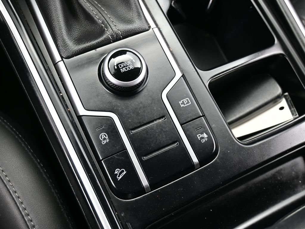 Used 2023 Kia Sorento S image 29