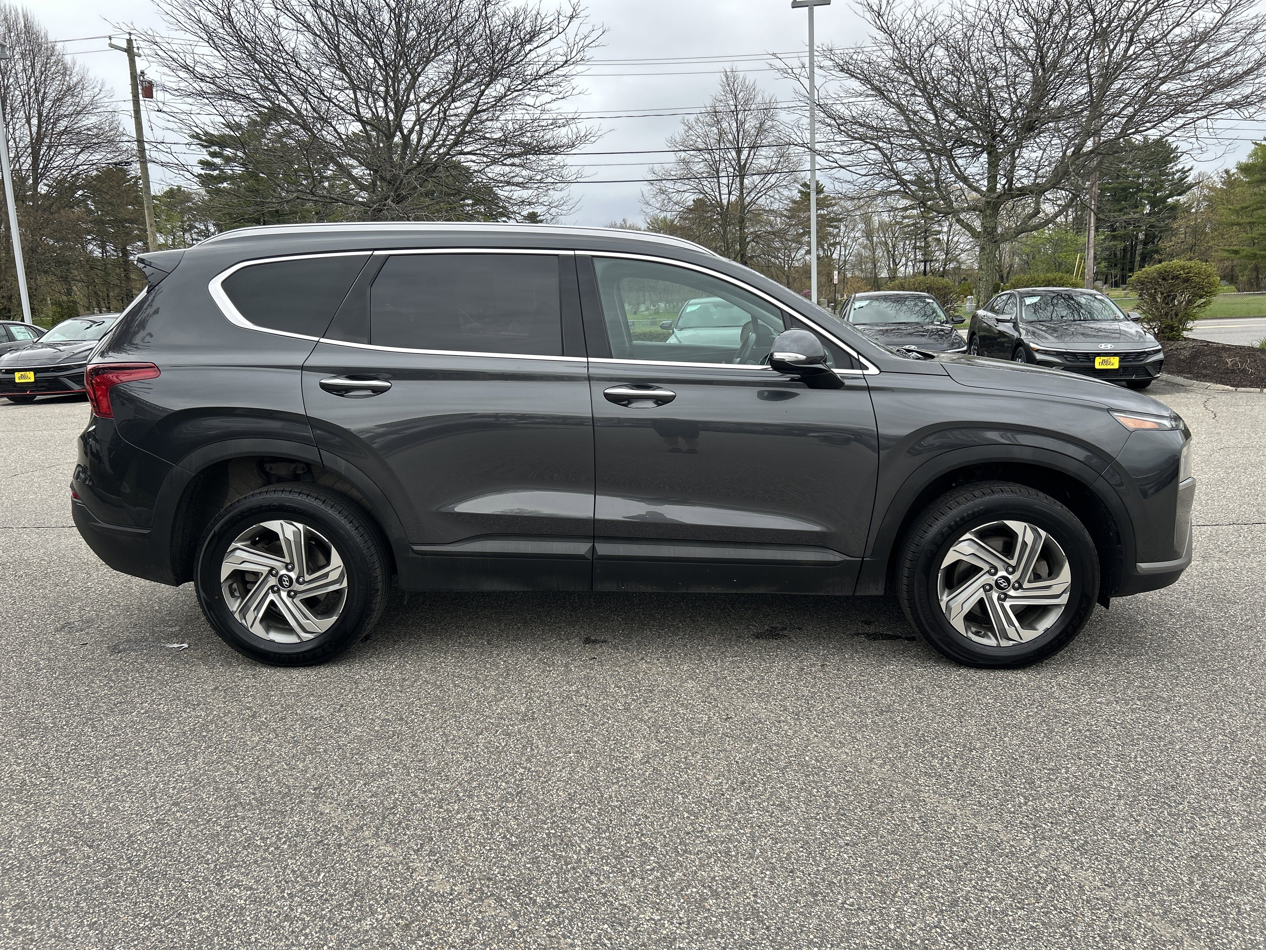 Certified 2023 Hyundai Santa Fe SEL w/ Cargo Package AWD/4WD image 4