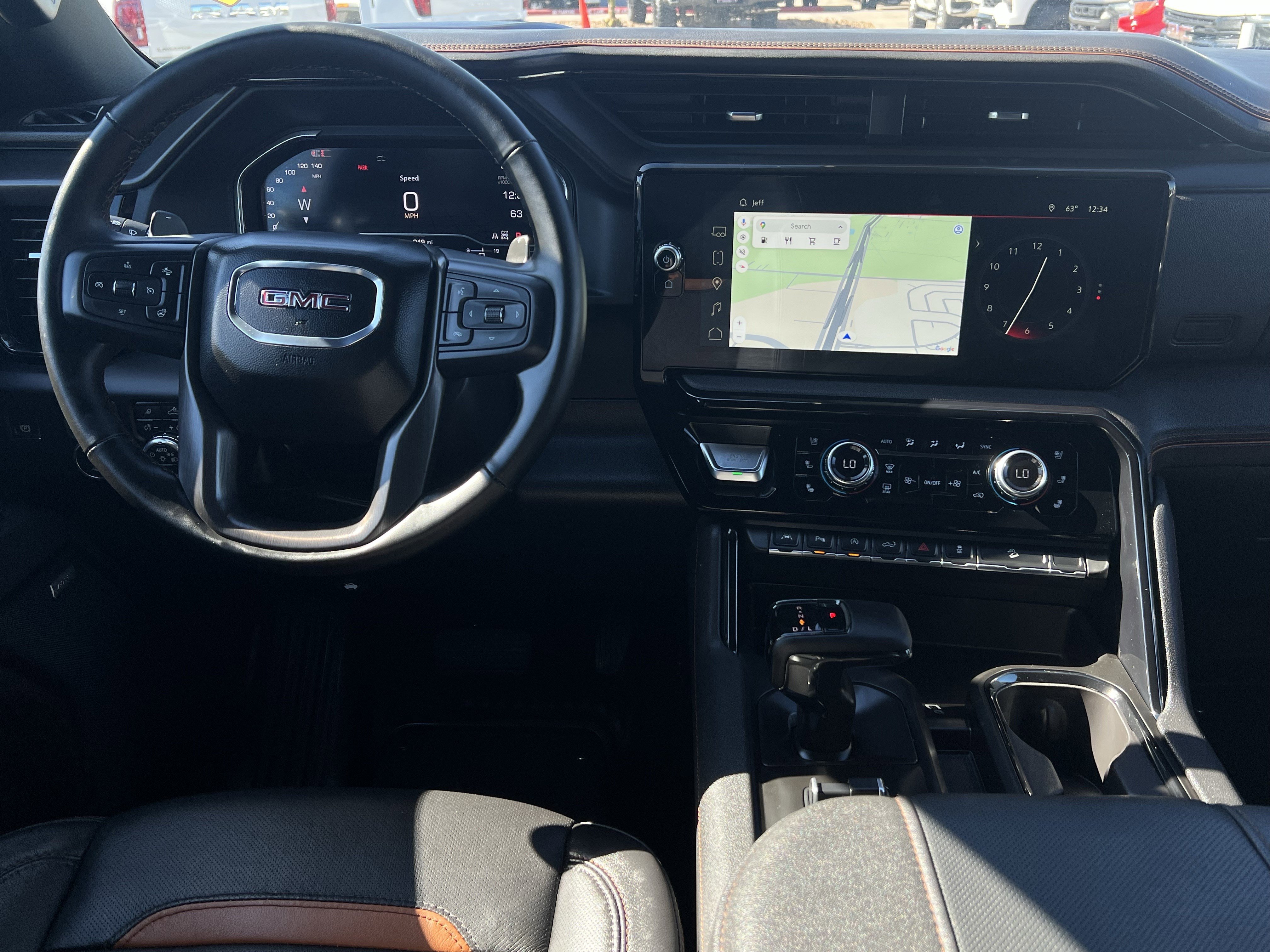 Used 2025 GMC Sierra 1500 AT4 image 10