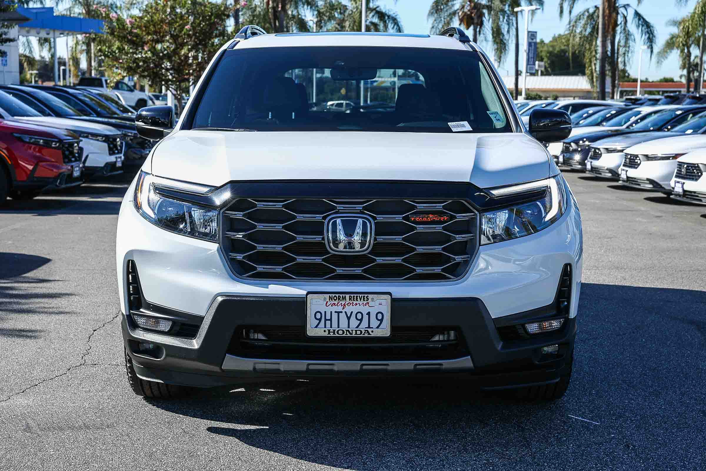 Certified 2023 Honda Passport TrailSport image 2