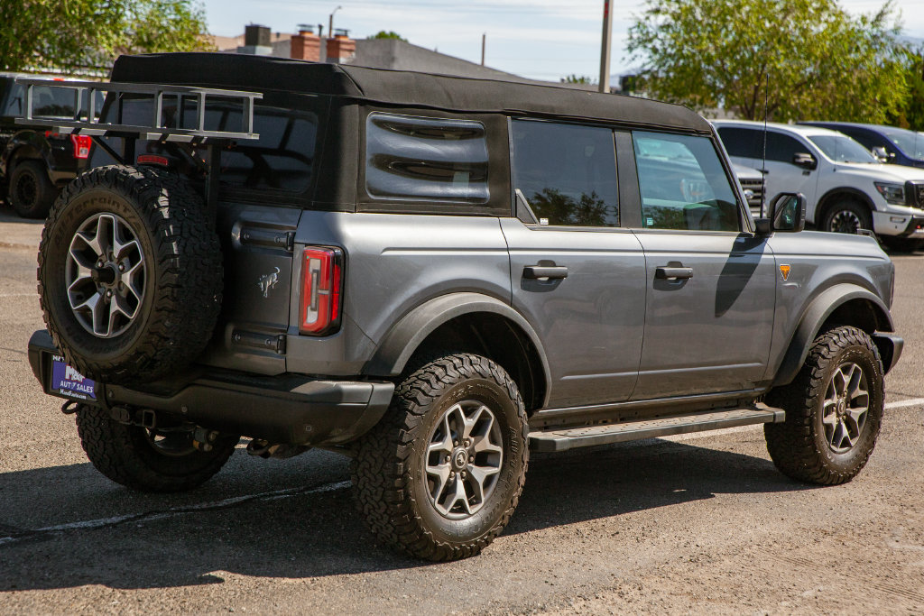 Used 2023 Ford Bronco Badlands AWD/4WD image 5