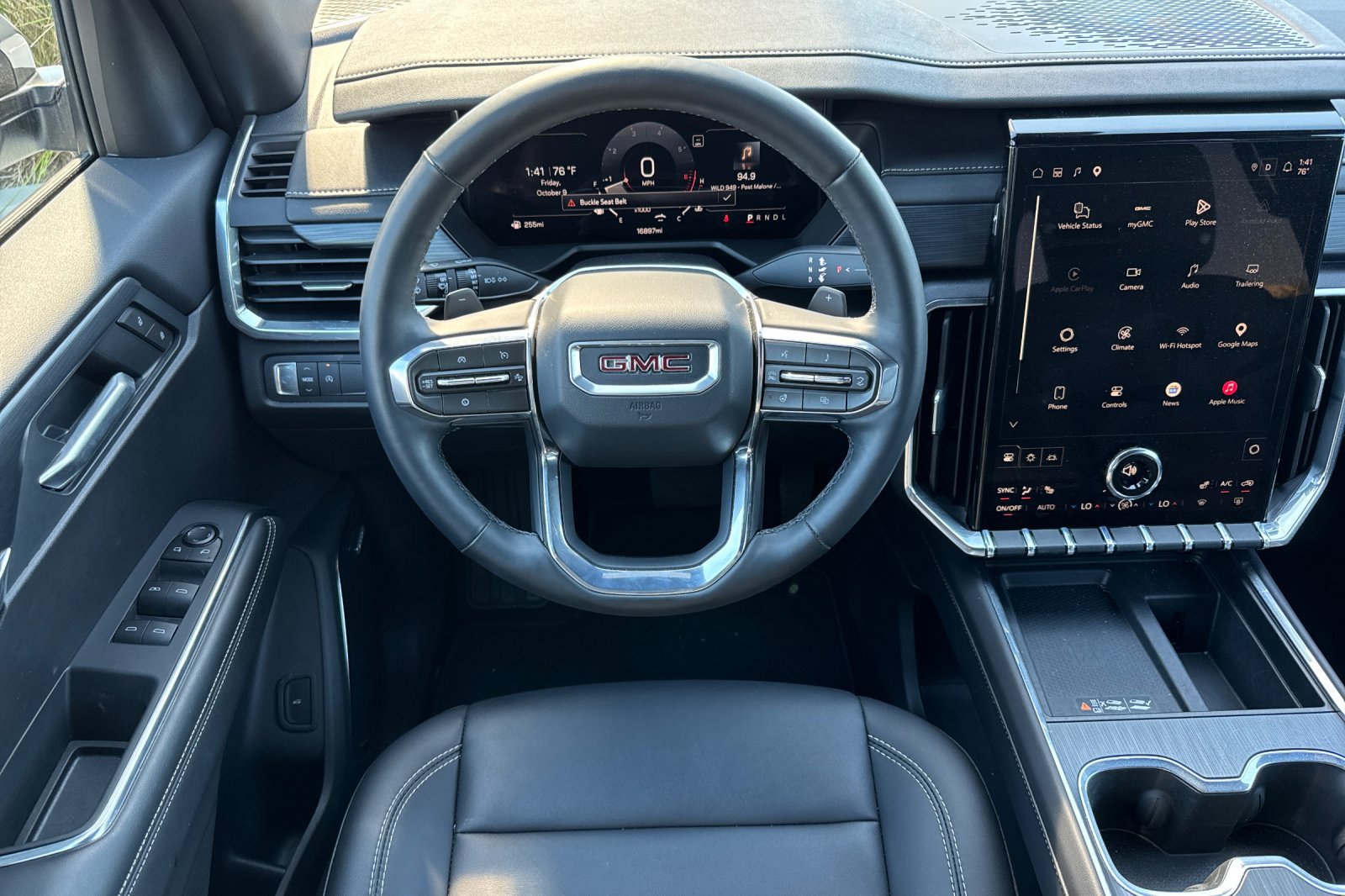 Used 2026 GMC Acadia Elevation w/ Elevation Premium Package FWD image 16
