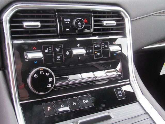 New 2026 Nissan Armada SL w/ Captain's Chari Seat Package image 20