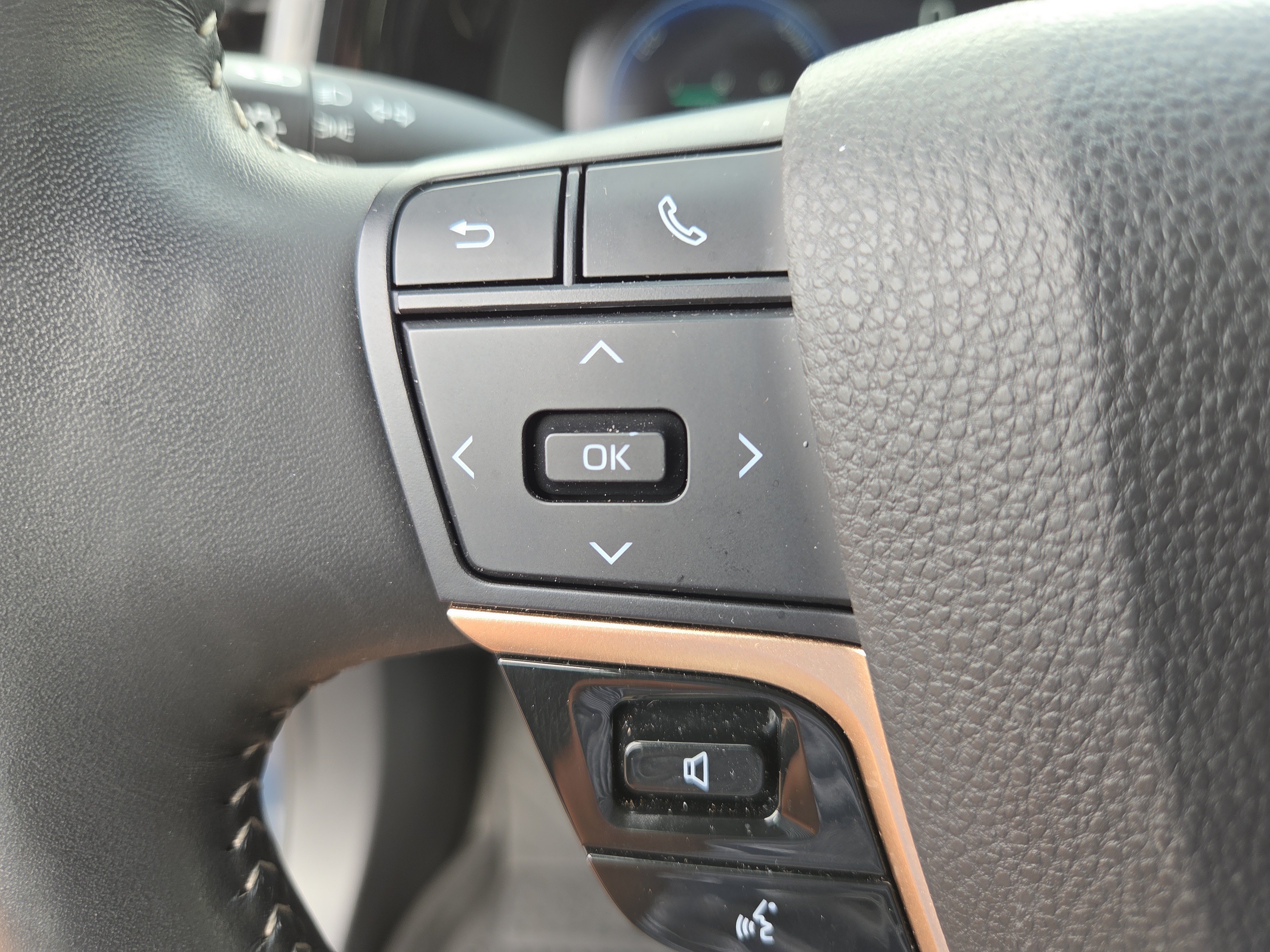 Certified 2026 Toyota Crown AWD/4WD image 27