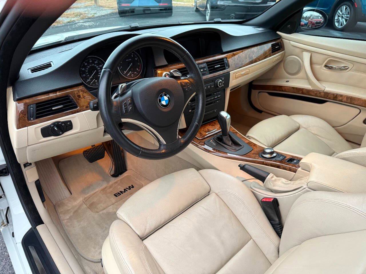 Used 2007 BMW 335i Convertible RWD image 26