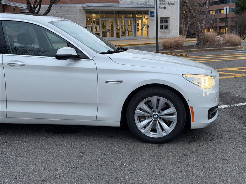 Used 2017 BMW 535i Gran Turismo image 5