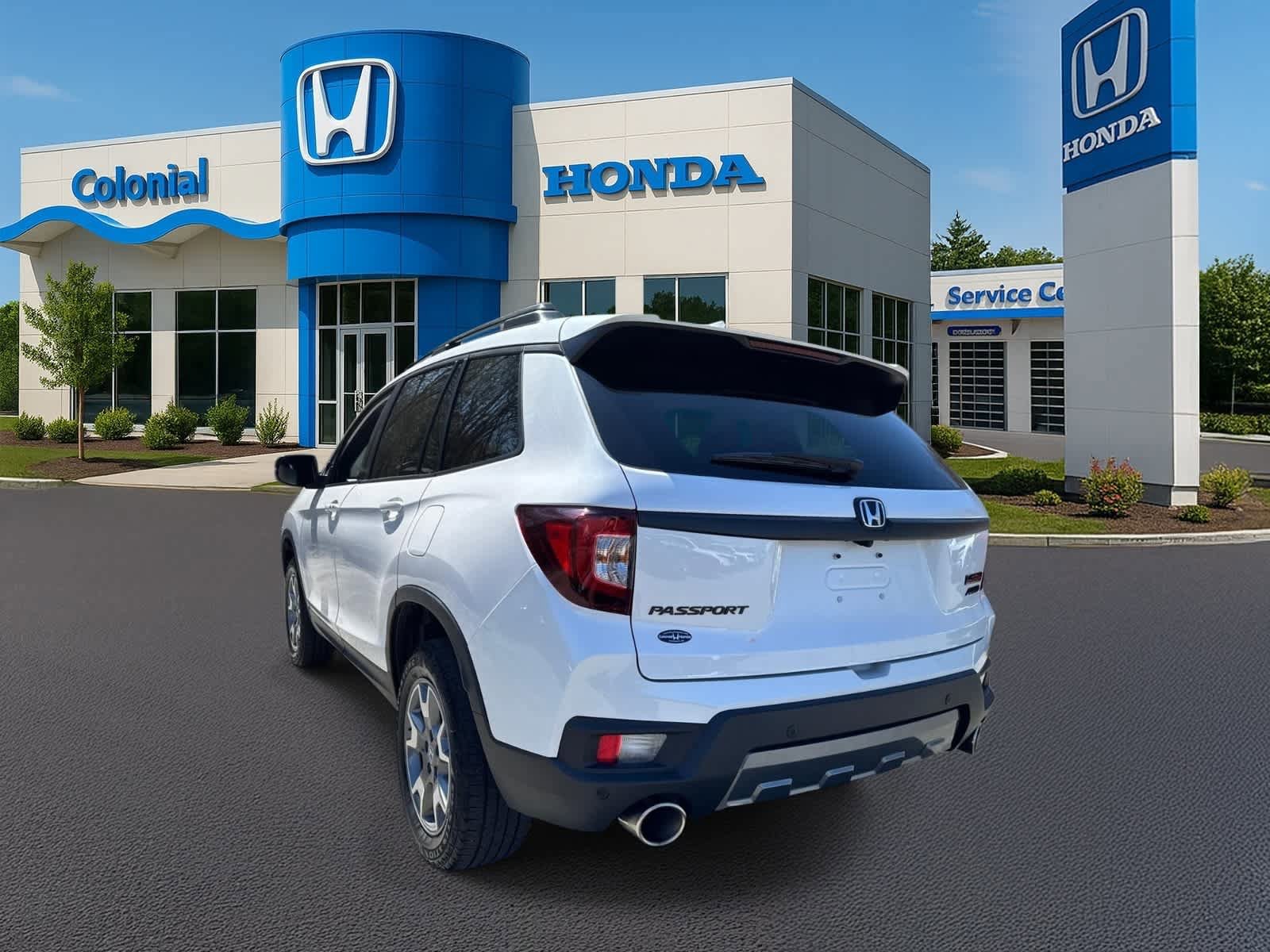 Used 2023 Honda Passport TrailSport image 4
