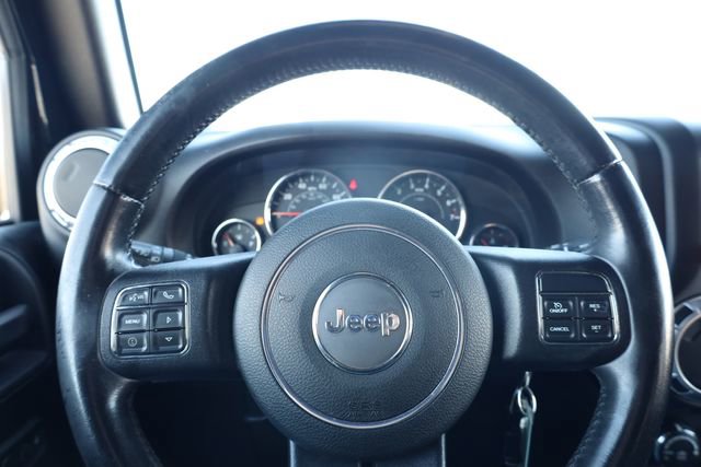 Used 2015 Jeep Wrangler Unlimited Sahara w/ Dual Top Group image 16