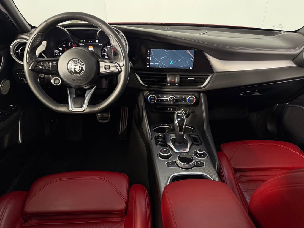 Used 2023 Alfa Romeo Giulia Veloce image 13