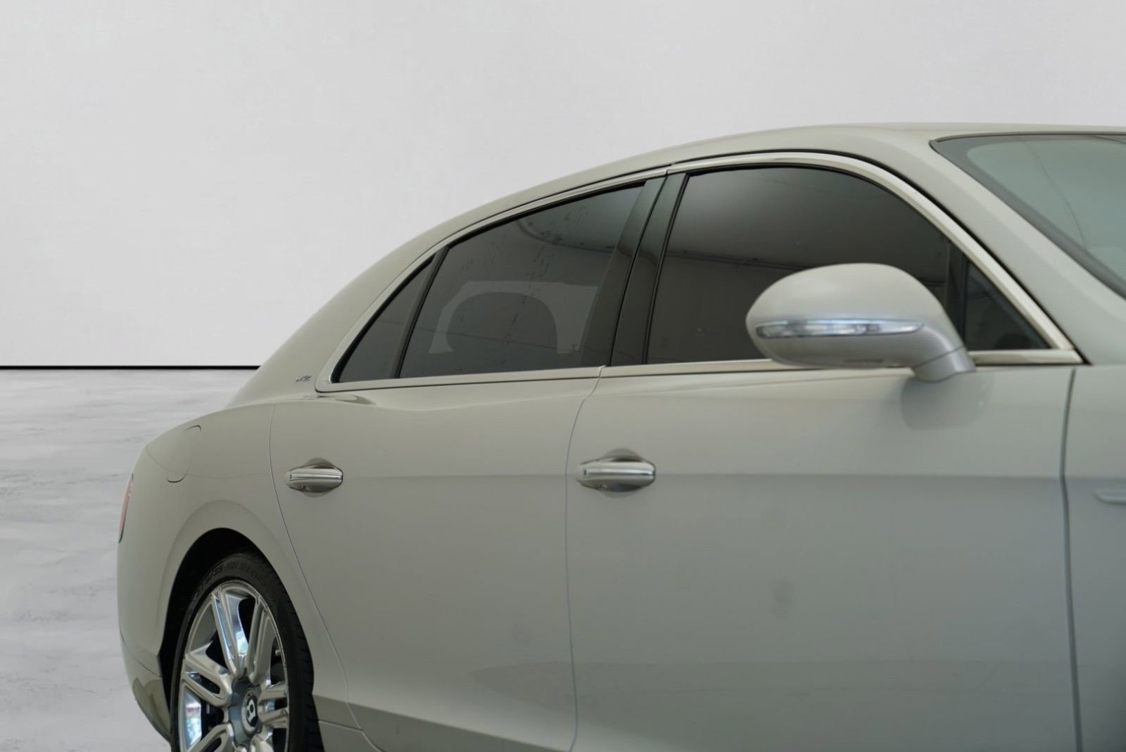 Used 2017 Bentley Flying Spur W12 AWD/4WD image 4