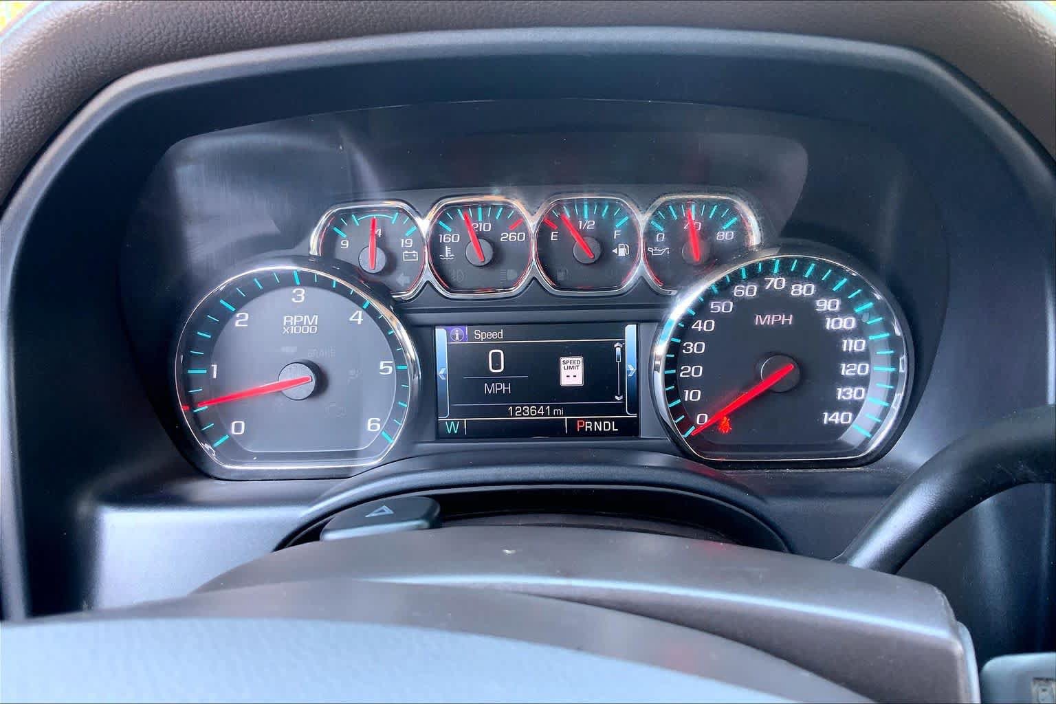 Used 2017 GMC Sierra 1500 SLT AWD/4WD image 26