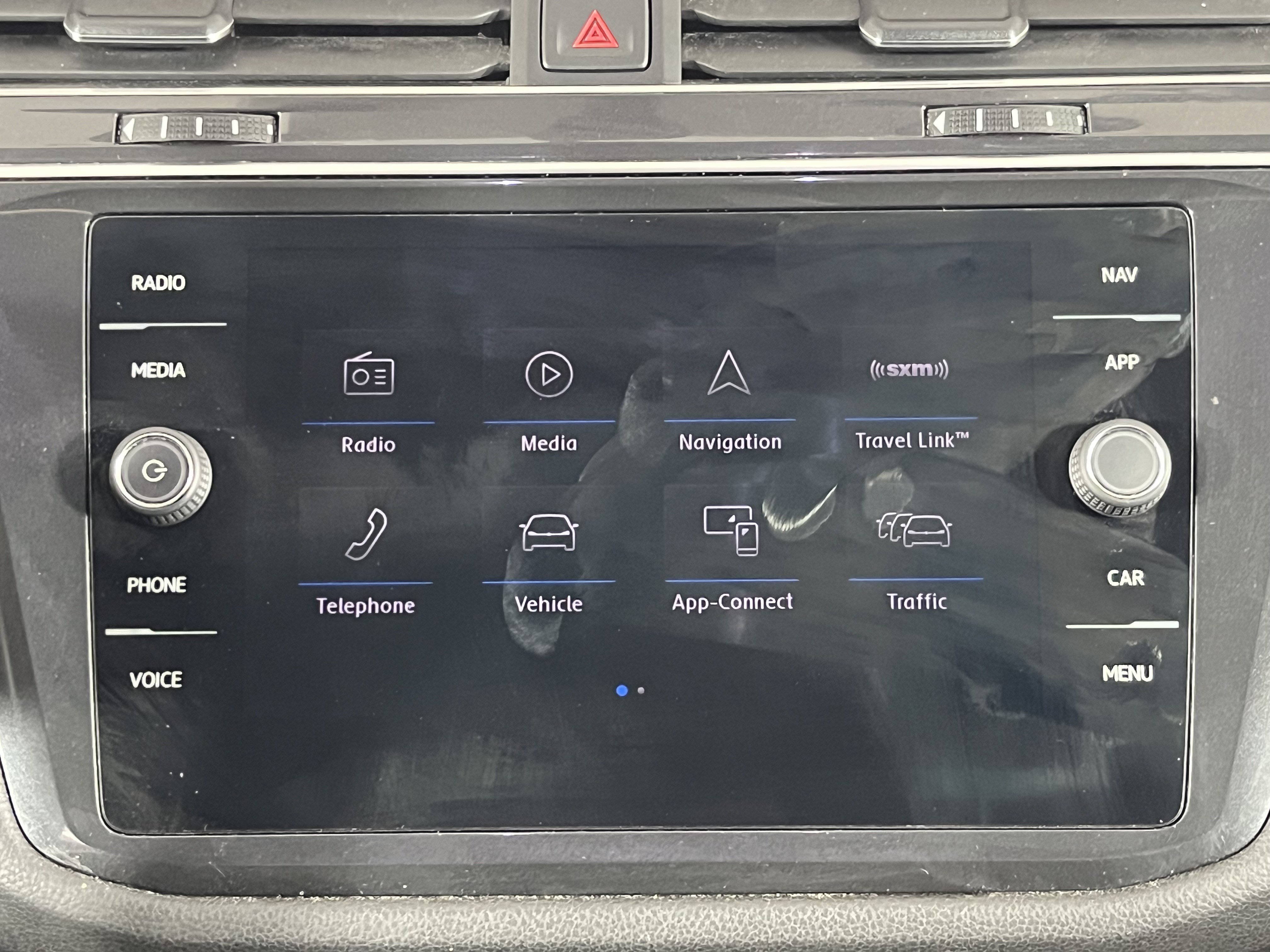 Used 2019 Volkswagen Tiguan SEL w/ 3rd Row Seat Package image 15