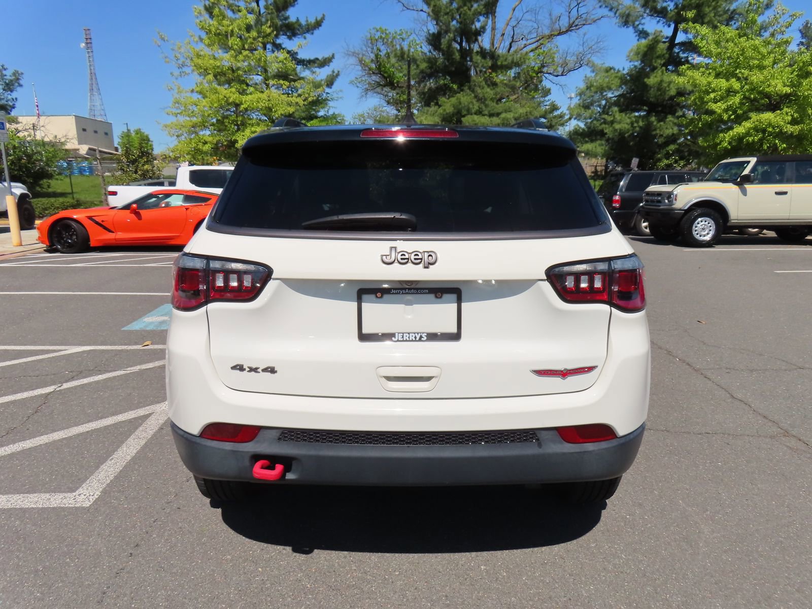 Used 2017 Jeep Compass Trailhawk w/ Navigation Group image 6