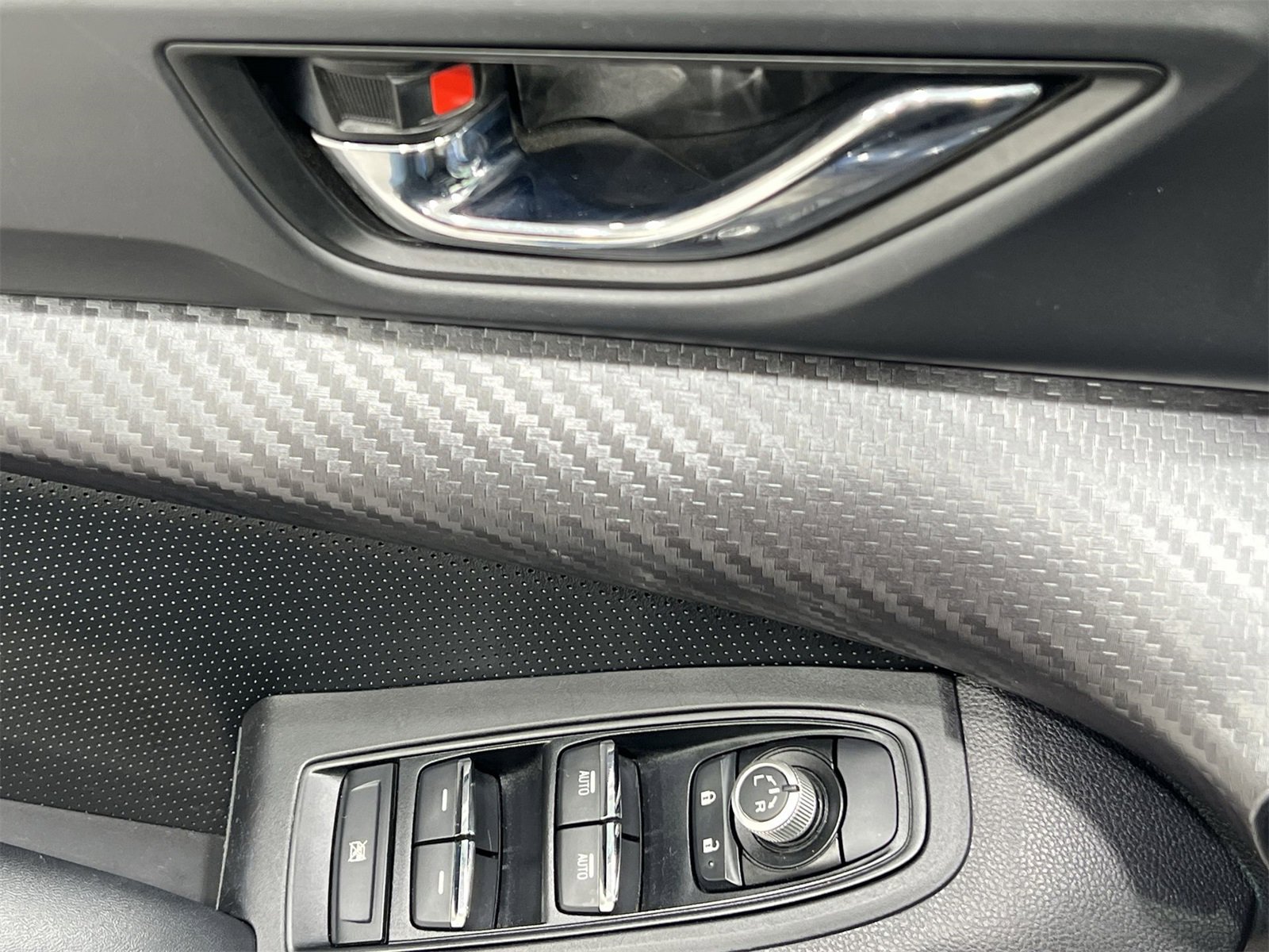 Used 2022 Subaru Ascent Onyx Edition image 13