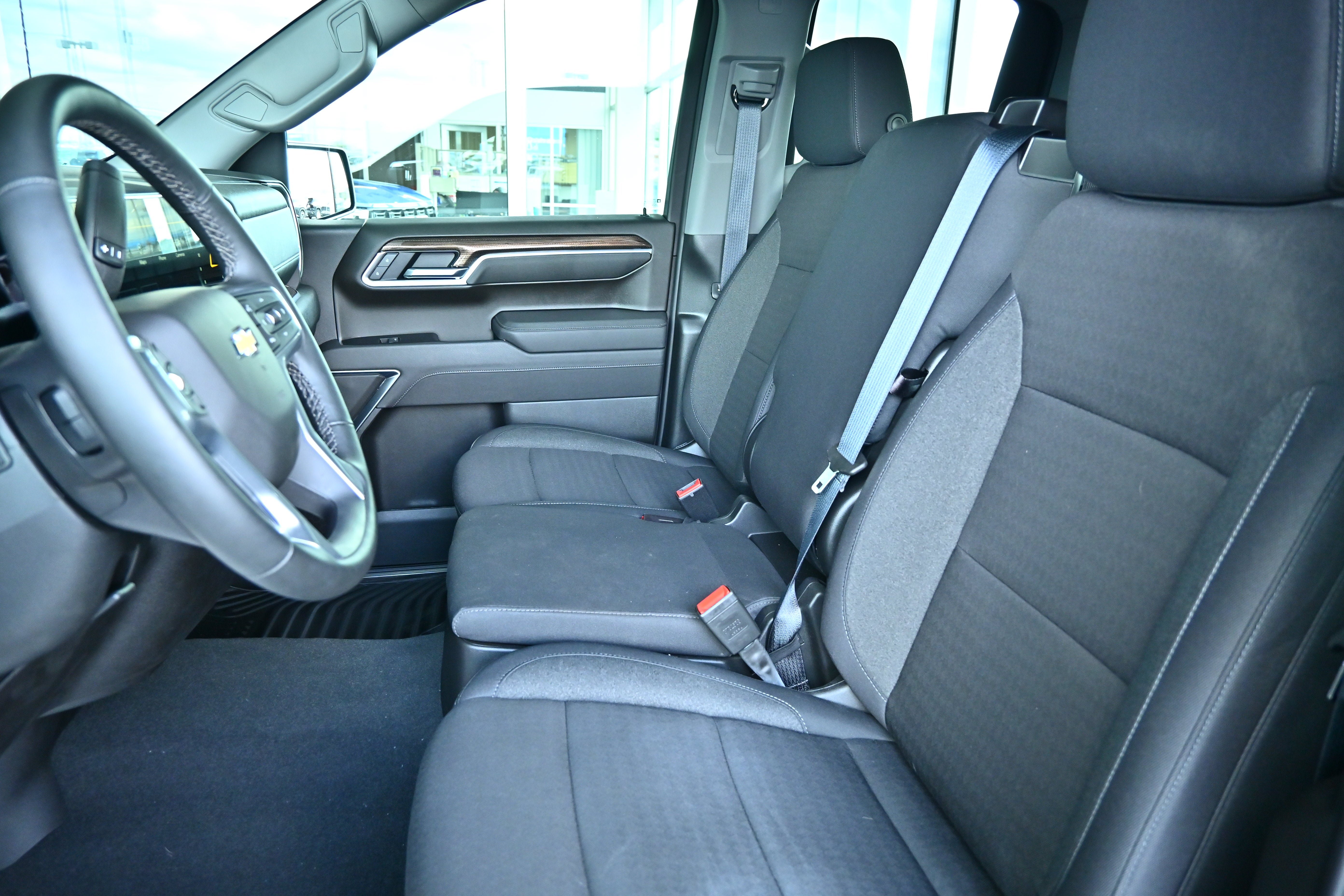 Used 2026 Chevrolet Silverado 1500 LT AWD/4WD image 23