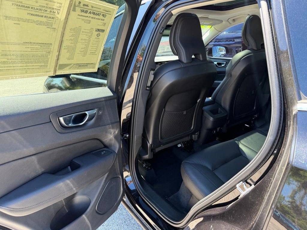 Used 2020 Volvo XC60 T5 Momentum image 29