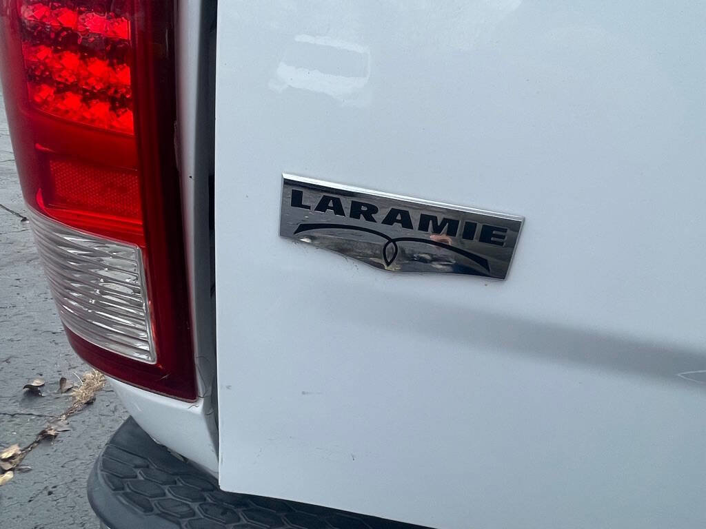 Used 2018 RAM 3500 Laramie AWD/4WD image 17