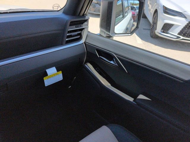 New 2026 Lexus GX 550 550 Overtrail image 17