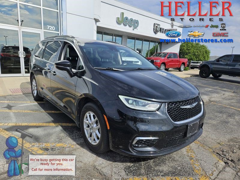 Used 2022 Chrysler Pacifica Touring-L