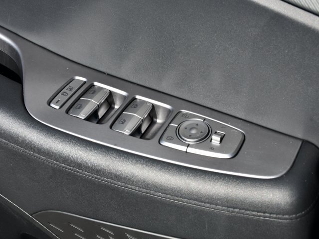 Used 2025 Hyundai Palisade SEL image 18