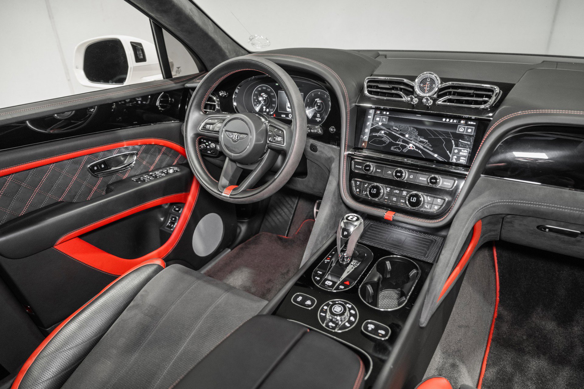 Used 2021 Bentley Bentayga Speed image 29