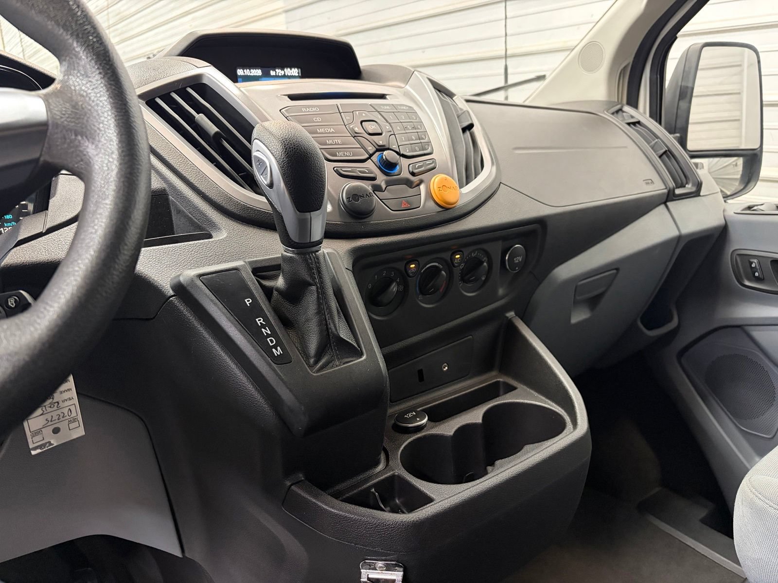 Used 2015 Ford Transit 150 XLT RWD image 17