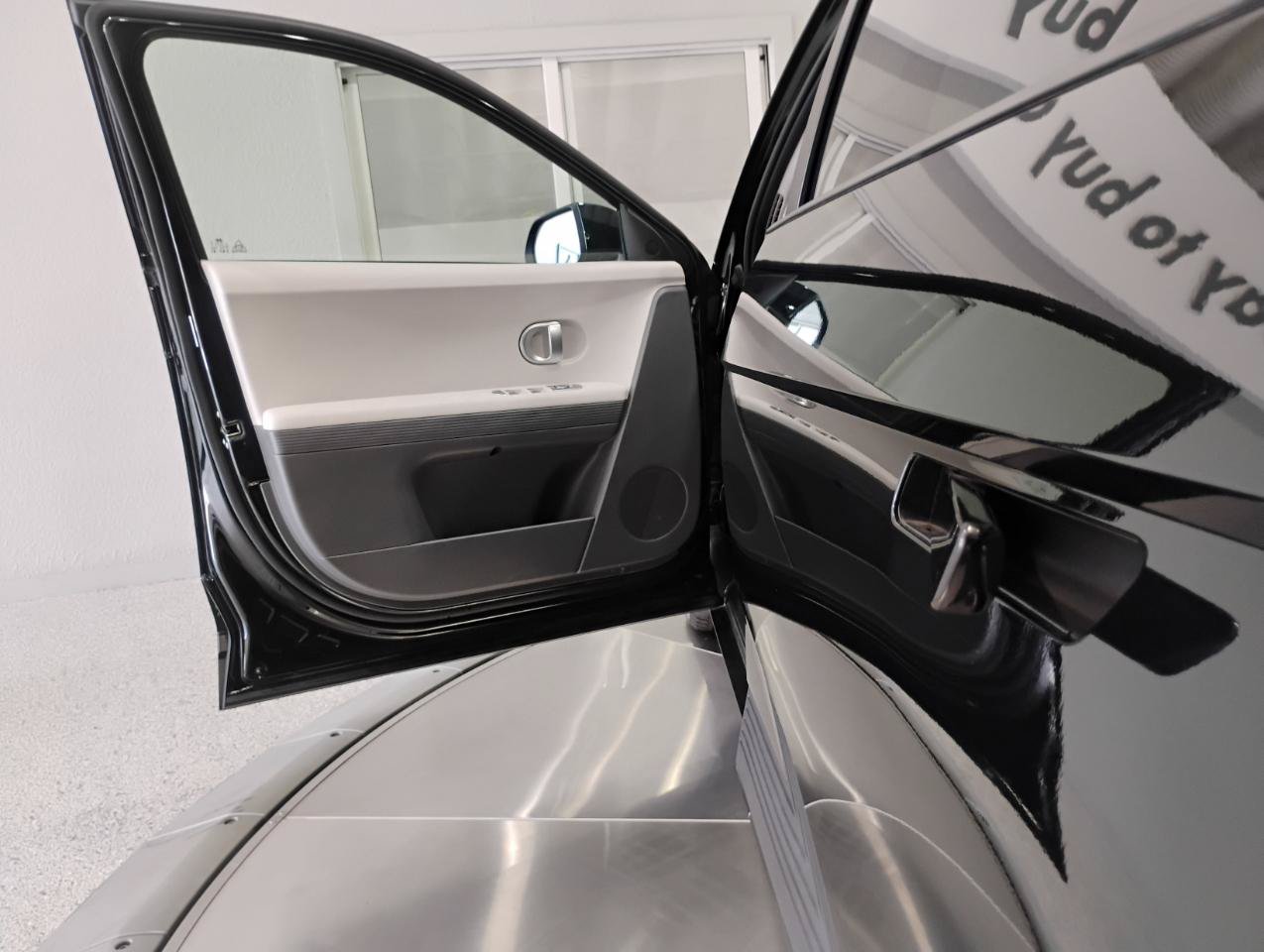 Used 2024 Hyundai Ioniq 5 SEL RWD image 55