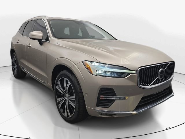 Used 2023 Volvo XC60 B5 Plus w/ Protection Package Premier image 2