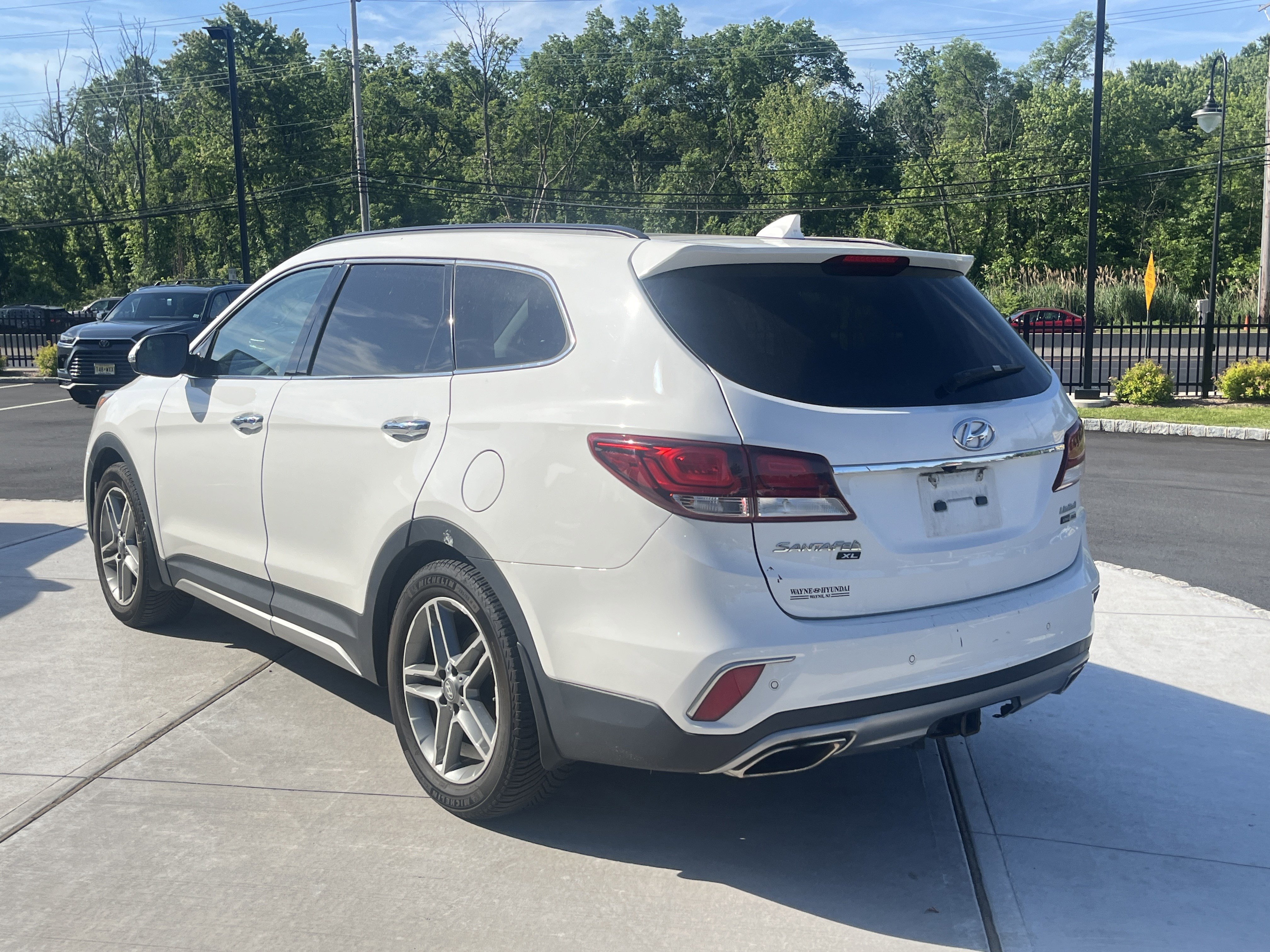 Used 2019 Hyundai Santa Fe XL AWD/4WD image 5