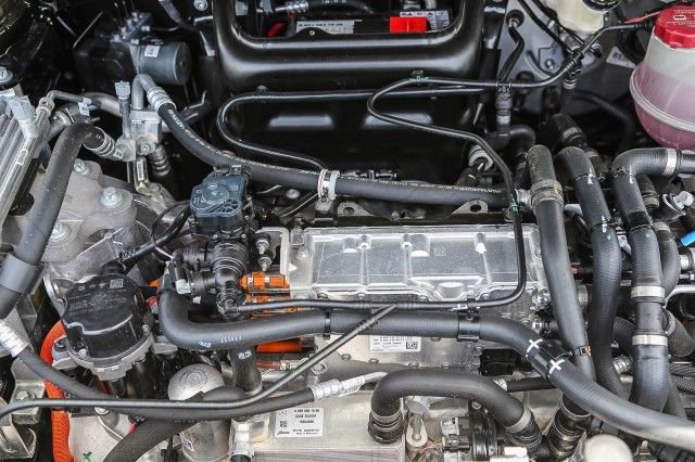 Used 2024 Mercedes-Benz EQB 300 4MATIC image 26