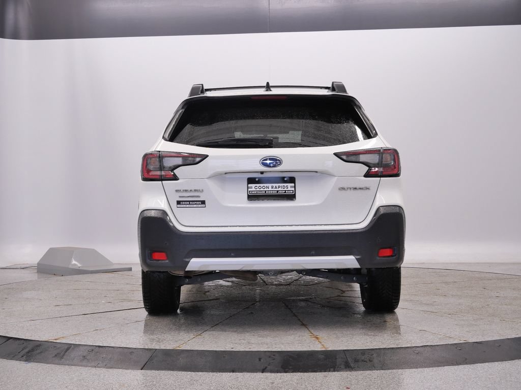 Used 2024 Subaru Outback Limited AWD/4WD image 4