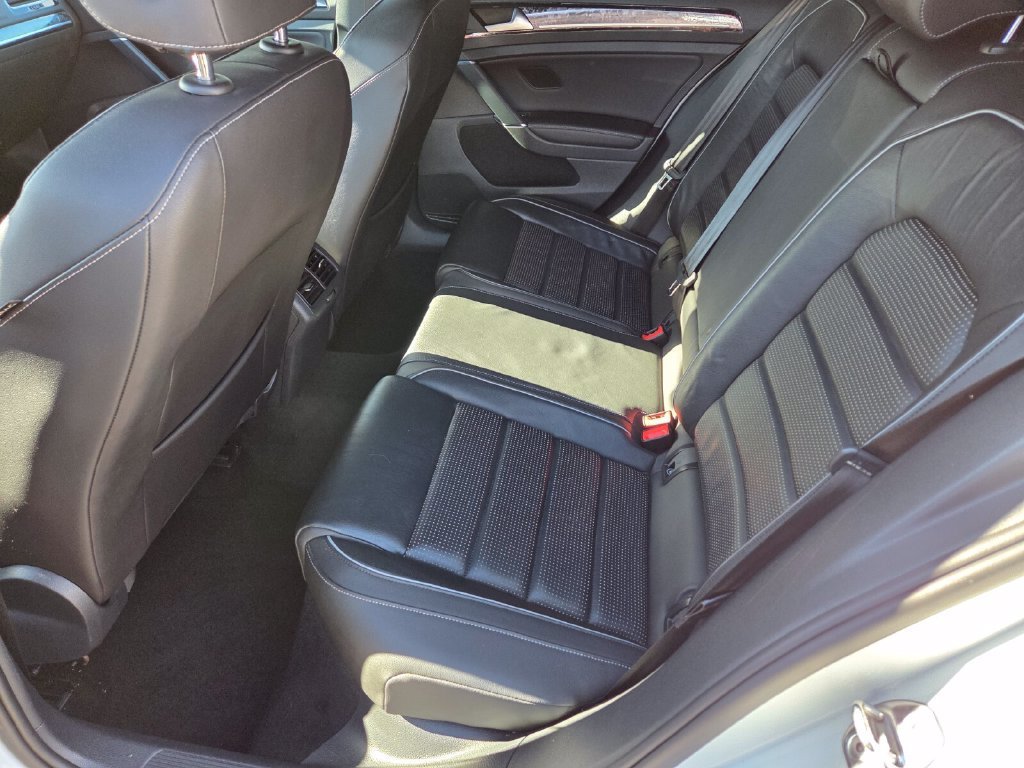 Used 2019 Volkswagen Golf R 4-Door AWD/4WD image 14