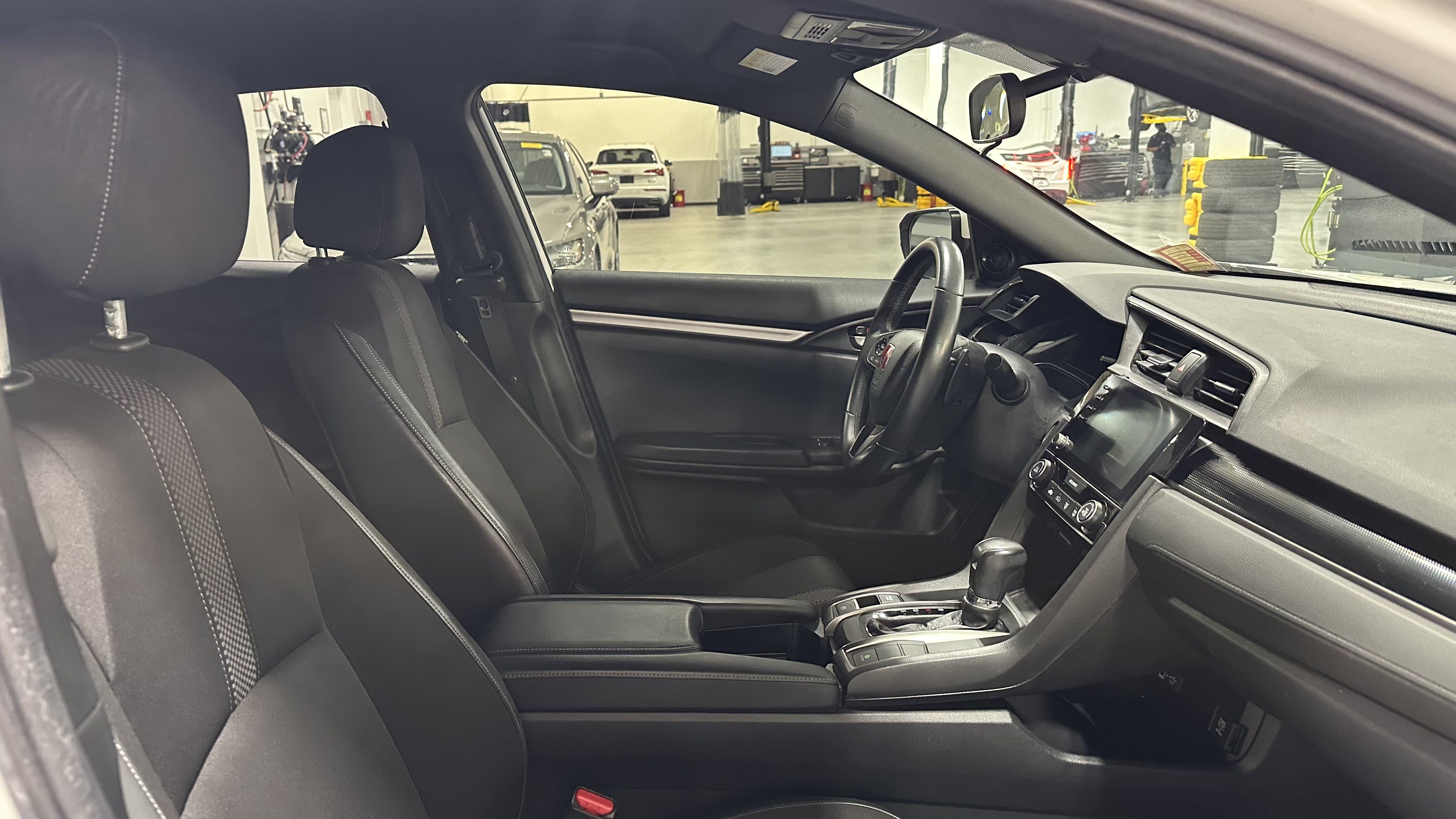 Used 2021 Honda Civic Sport image 33