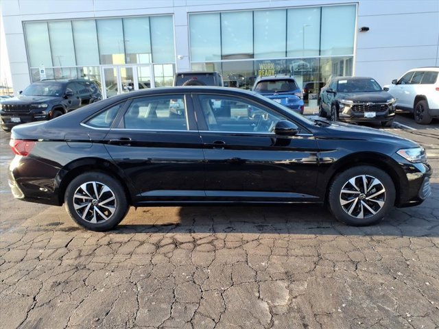 Used 2024 Volkswagen Jetta S image 28