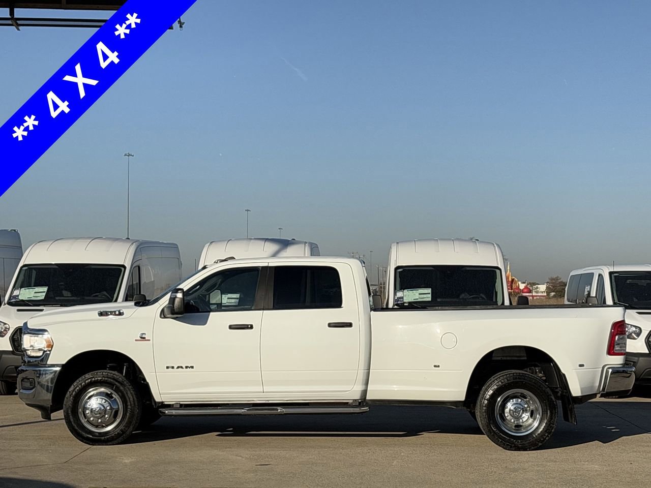 Used 2024 RAM 3500 Big Horn image 3