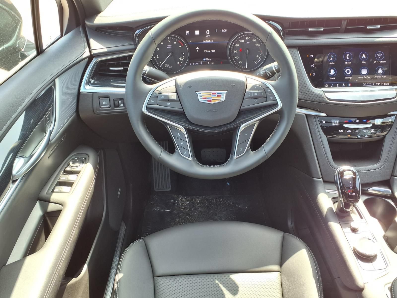New 2026 Cadillac XT5 Premium Luxury w/ LPO, Floor Liner Package AWD/4WD image 9