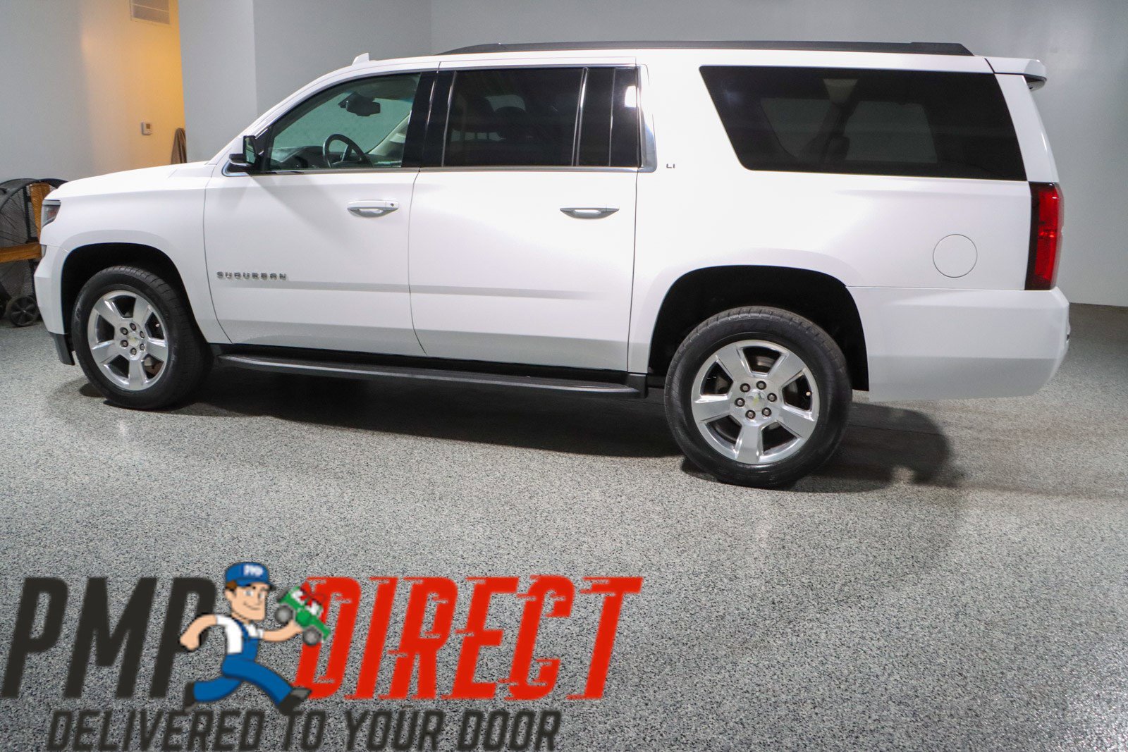 Used 2018 Chevrolet Suburban LT image 10