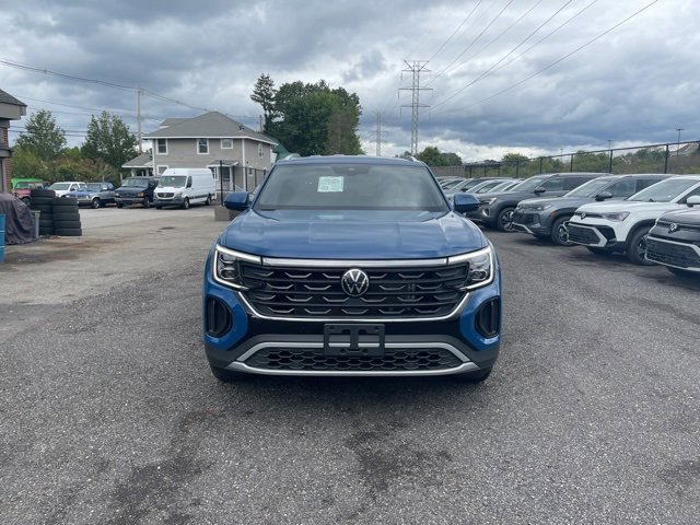 New 2025 Volkswagen Atlas Cross Sport SE image 6