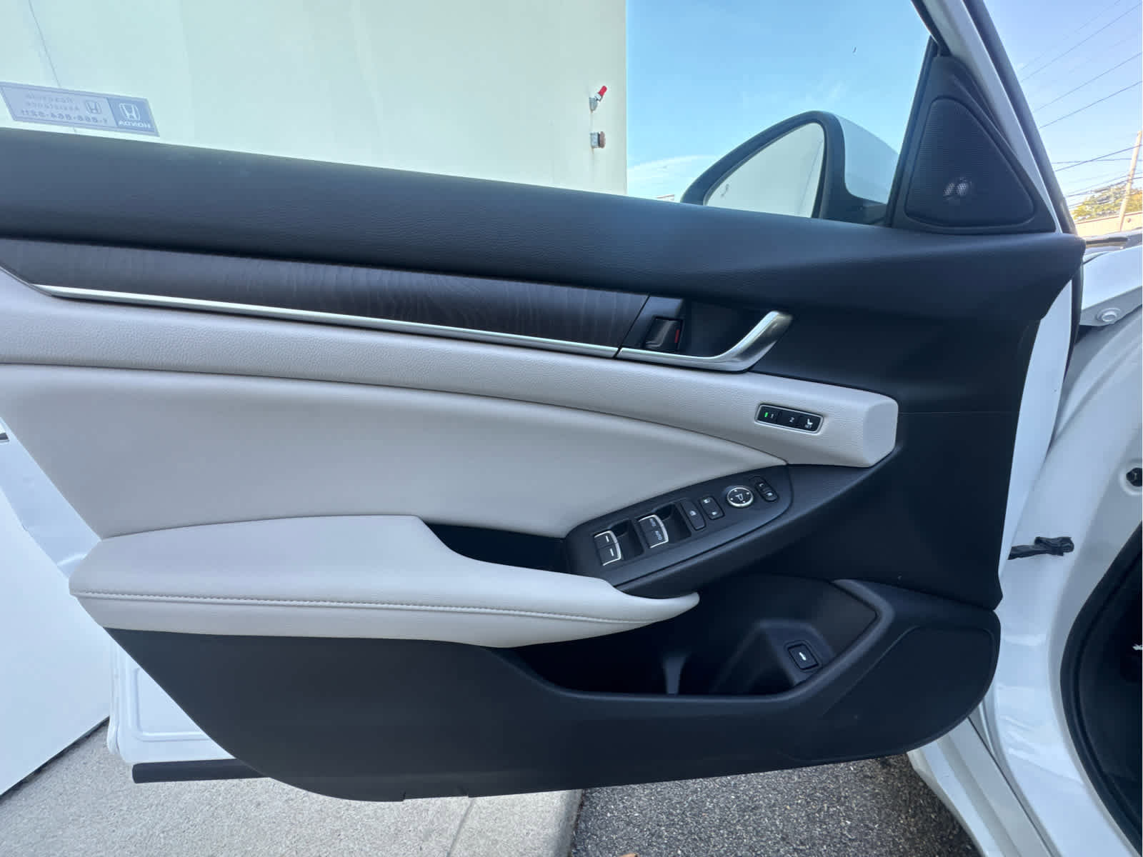 Used 2020 Honda Accord EX-L image 13