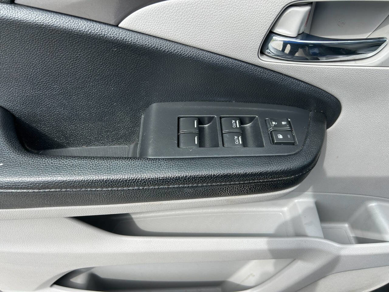 Used 2016 Honda Pilot EX-L image 19