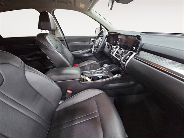 Used 2023 Kia Sorento S image 15