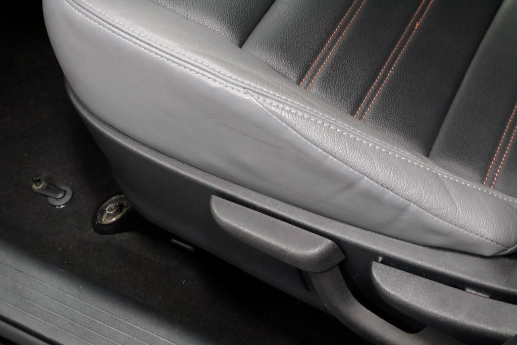 Certified 2023 Nissan Kicks SR w/ SR Premium Package image 24