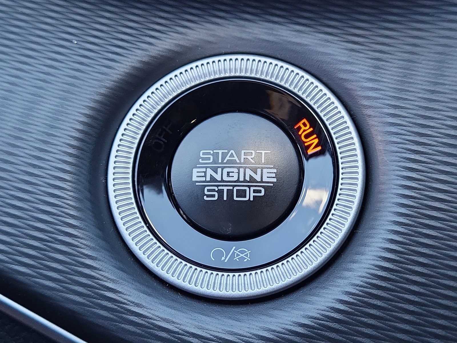 New 2025 Jeep Grand Cherokee L Altitude image 16