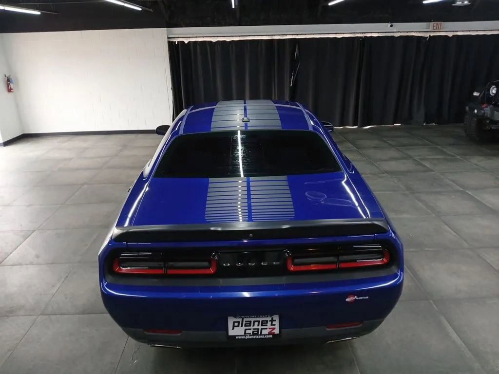 Used 2019 Dodge Challenger SXT w/ Blacktop Package RWD image 41