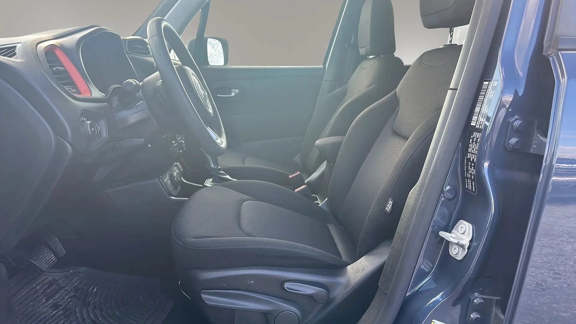 Used 2021 Jeep Renegade Sport AWD/4WD image 9