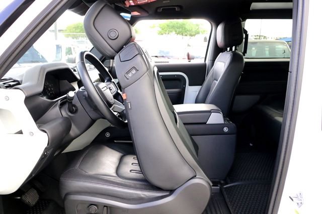 Used 2022 Land Rover Defender 90 X-Dynamic HSE image 21